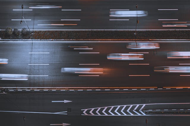 Impacto de los vehículos eléctricos en la logística y transporte urbano